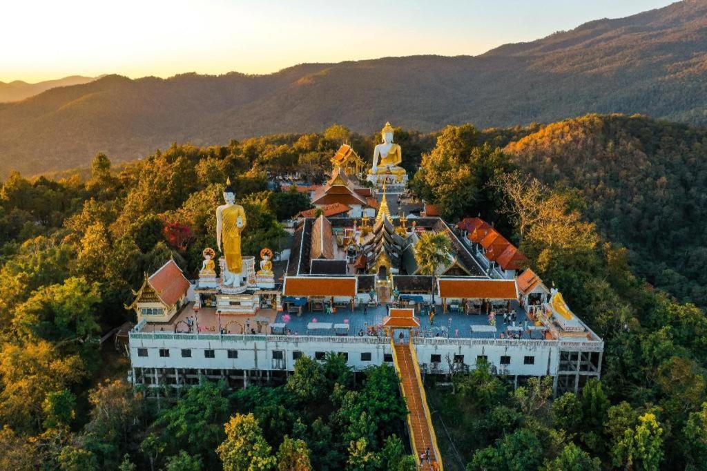 Lana Hotel Чіангмай Екстер'єр фото