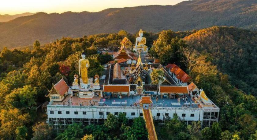 Lana Hotel Чіангмай Екстер'єр фото